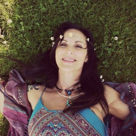 Elaine Starchuk Biography: From Small-Town Girl to Spotlight