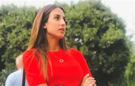 Rouba Saadeh Fashion Designer: Le Paradis Des Fous