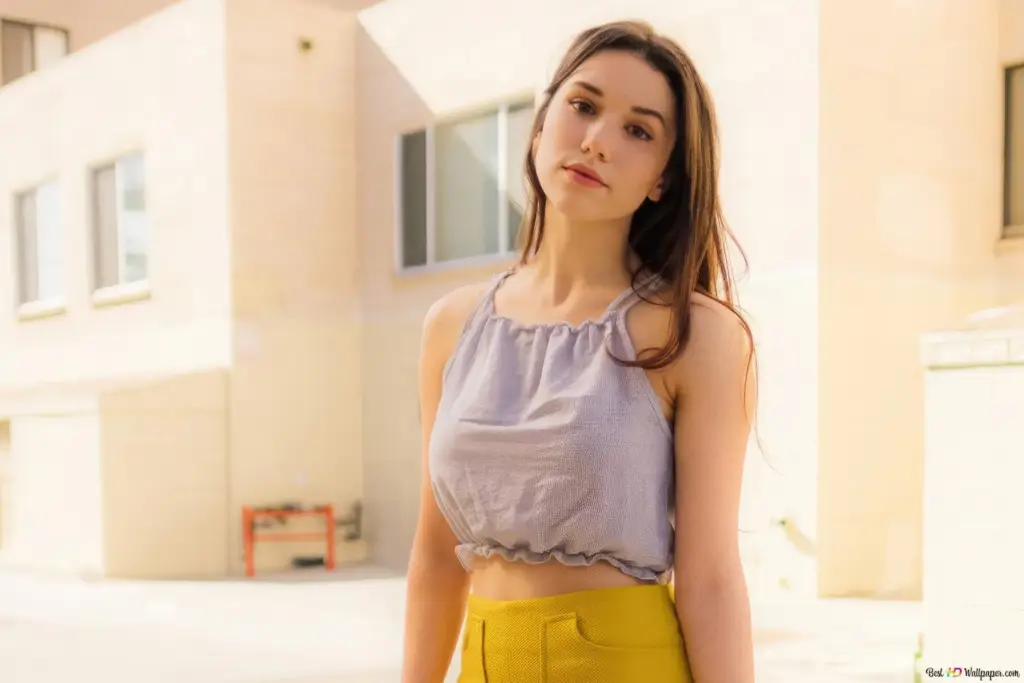 Grace Caroline Currey Annabelle Creation: Early Horror Success