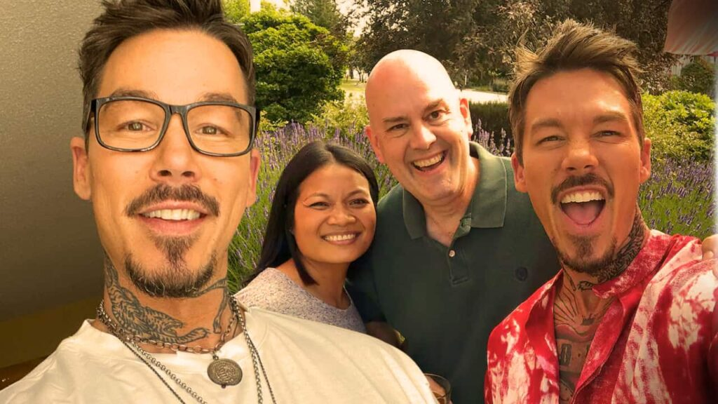 David Bromstad Twin Brother Rumor: Setting the Record Straight David Bromstad Twin Brother Rumor: Setting the Record Straight