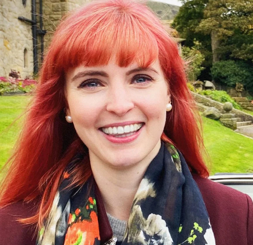 Understanding Izzie Balmer's Privacy Choices 