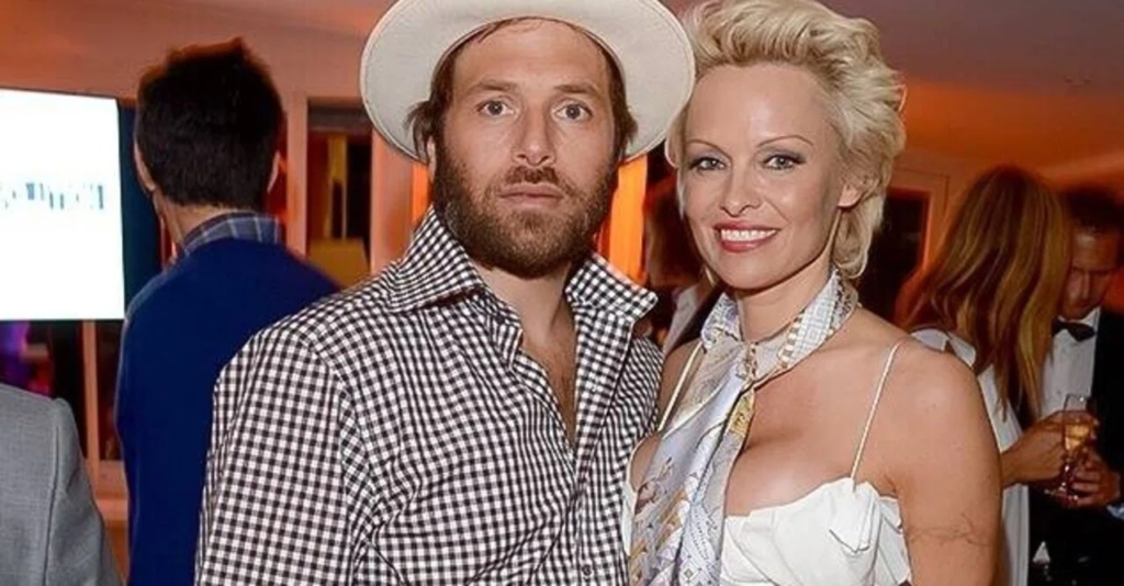 Dan Hayhurst Age Dan Hayhurst Age