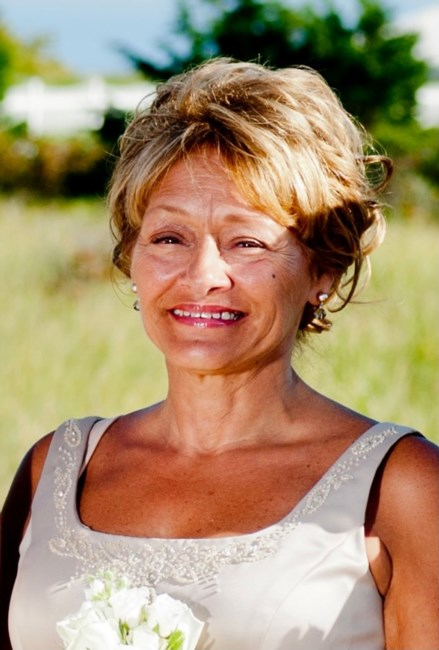 Deborah Dubois Biography 