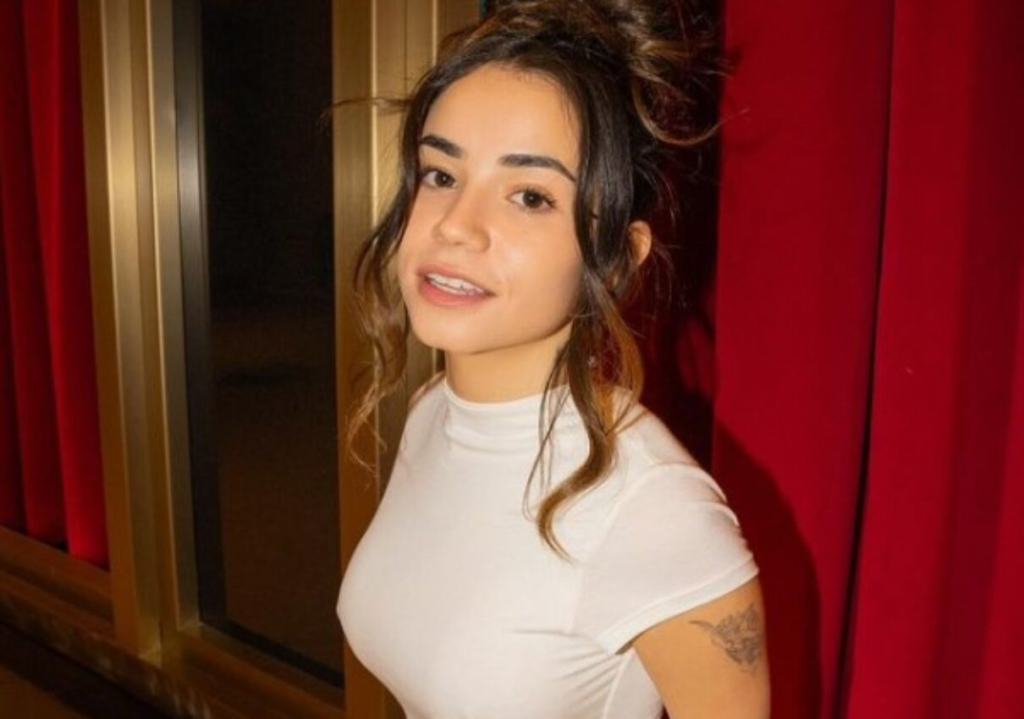 Jameliz Smith Height in Feet 