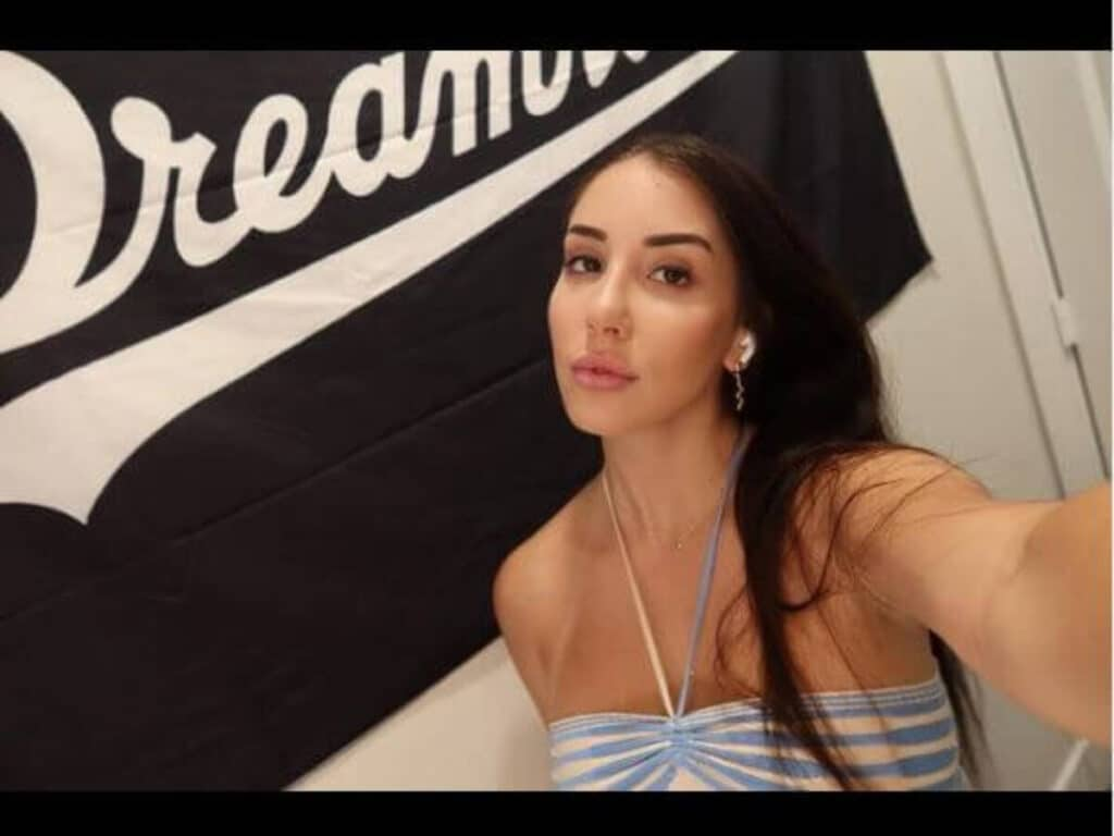 Naomi Ross Net Worth