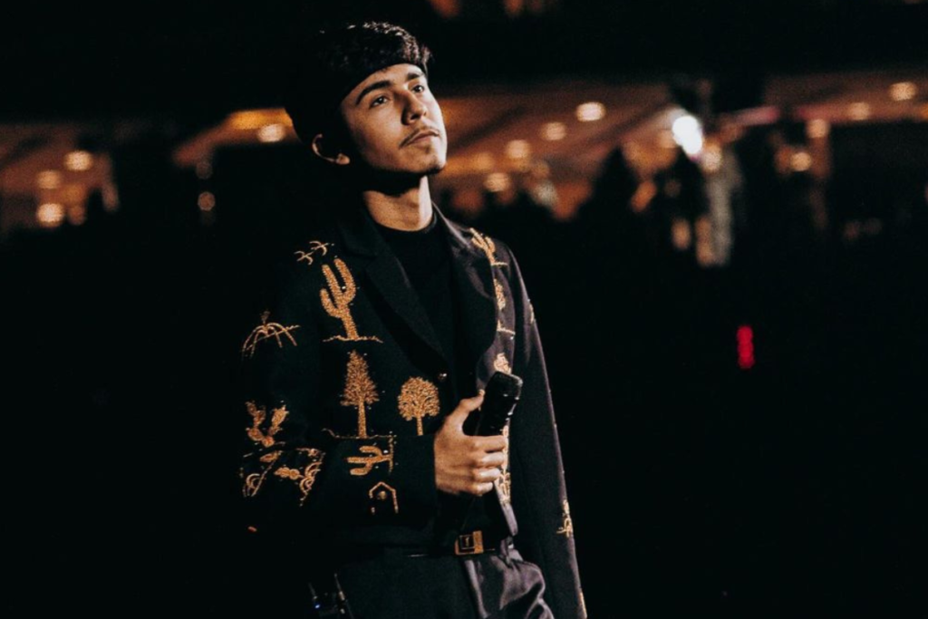 How Tall Is Ivan Cornejo Compared to Other Latin Artists?