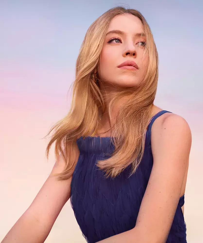 Sydney Sweeney Height 